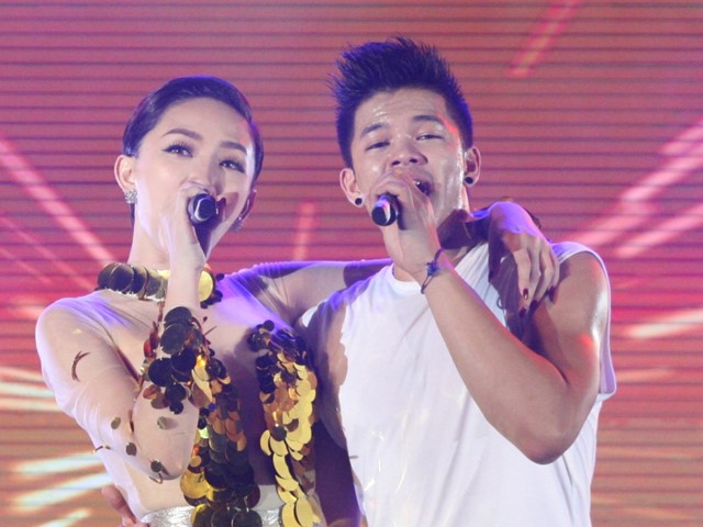 Ca nhạc - MTV - Tóc Tiên - Trọng Hiếu "quẩy lắc" khiến sân khấu vỡ òa