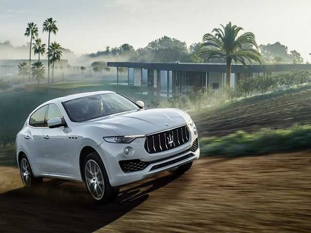 Ô tô - Xe máy - Maserati Levante trình làng - đối thủ nặng ký của Porsche Cayenne