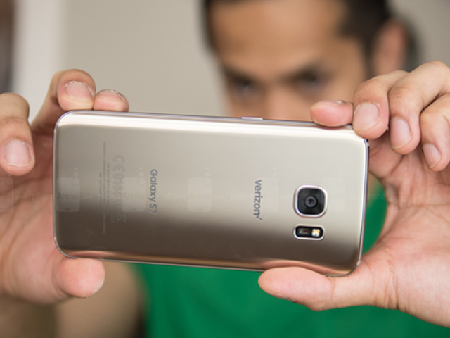Dế sắp ra lò - Đánh giá Samsung Galaxy S7: Đáng đồng tiền