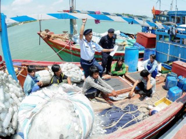 Thế giới - 25 ngư dân Việt Nam bị bắt ở Malaysia