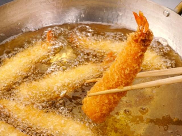 Ẩm thực - Tiết lộ sốc về nguy cơ ung thư khi dùng dầu thực vật