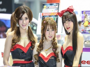 Ô tô - Xe máy - Ngắm dàn chân dài khuấy động Bangkok Motor Show 2016