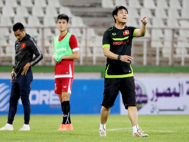 Bóng đá - Chùm ảnh: ĐT Việt Nam "tập bắn" chờ đấu Iraq