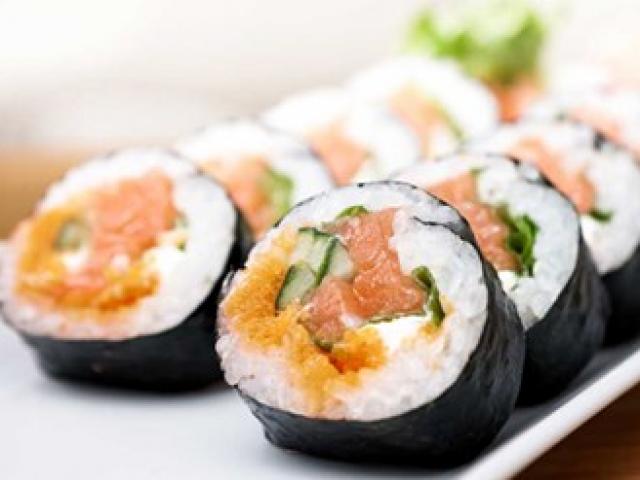 Sống lâu hơn nhờ ăn sushi