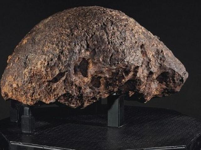 Phi thường - kỳ quặc - Nga rao bán các mảnh vỡ thiên thạch giá hơn 100 tỷ