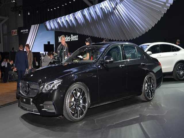 Ô tô - Xe máy - Mercedes-AMG trình làng "tân binh" E-Class 2017