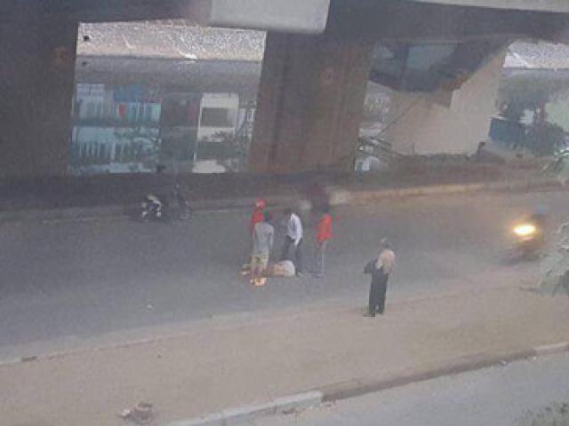 Tin tức trong ngày - HN: Người đàn ông bị thương nằm dưới ga đường sắt trên cao