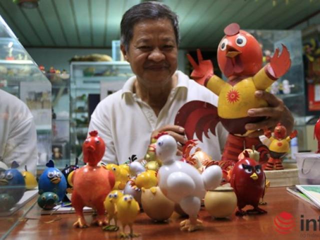 Tin tức trong ngày - Chiêm ngưỡng đàn gà từ vỏ trứng của nghệ nhân Sài Gòn