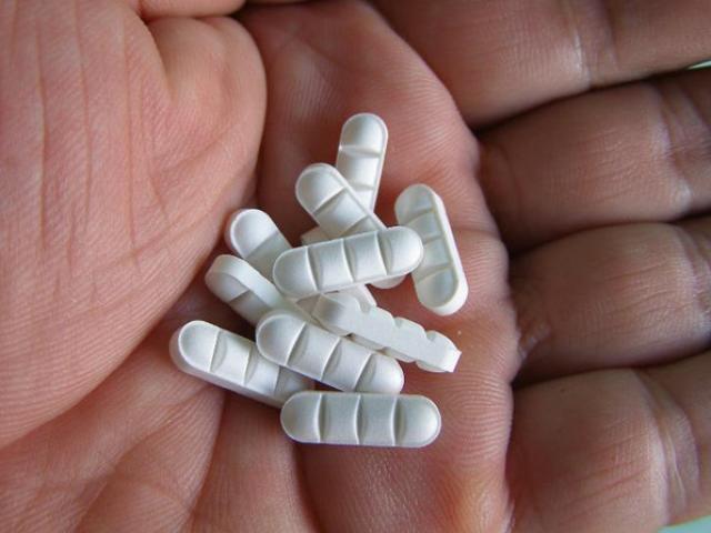 Sức khỏe đời sống - Phạt nhiều nhà thuốc bán thuốc hết hạn sử dụng