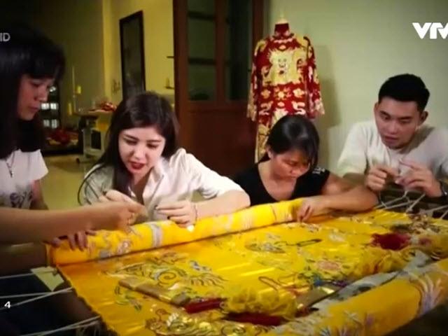 Du lịch - Ngôi làng thêu khăn trầu, áo ngự nức tiếng Hà thành