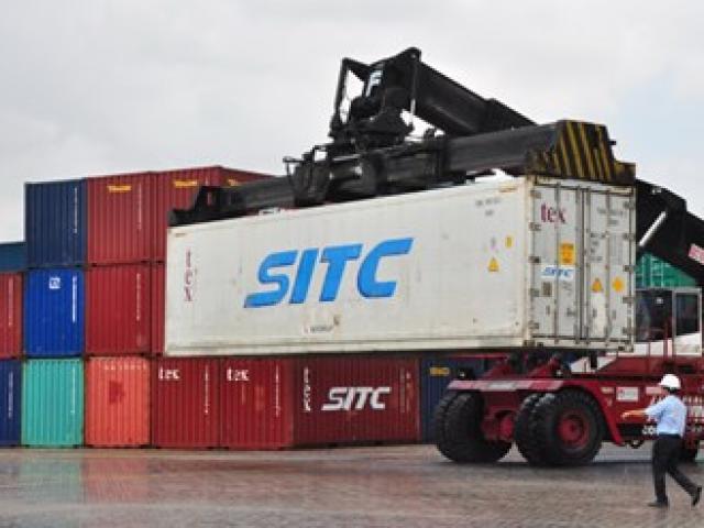 Thị trường - Tiêu dùng - Hàng hóa xuất khẩu phải đi đường vòng