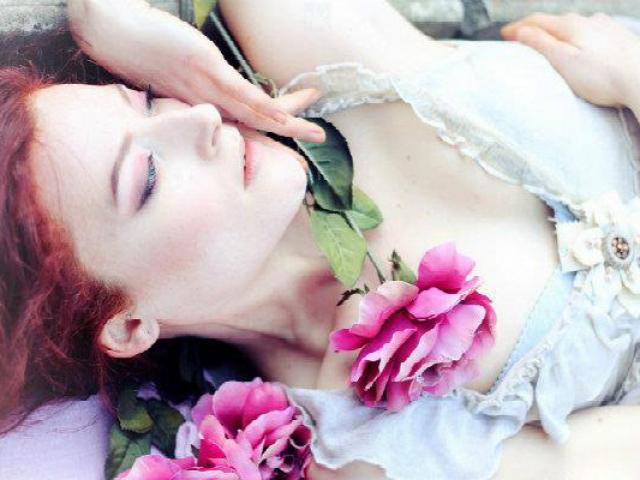 Bạn trẻ - Cuộc sống - Thư tình: Trái tim em như đang bị bóp chặt