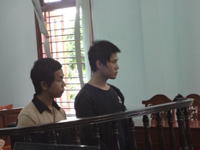 Pháp luật - Vào tù vì dùng dao cướp xe xiết nợ