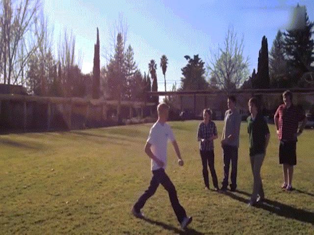 Video Clip Cười - Chết cười với những tai nạn khi nhào lộn