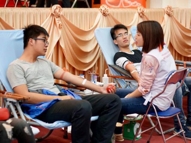 Tin tức trong ngày - Bộ Tư pháp đồng ý đề xuất "hiến máu là tự nguyện"