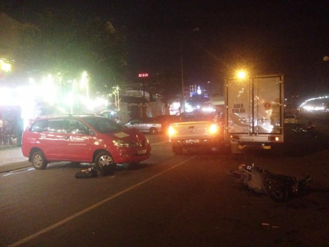 Tin tức trong ngày - TP.HCM: Ô tô "điên" tông liên hoàn, 2 phụ nữ nguy kịch