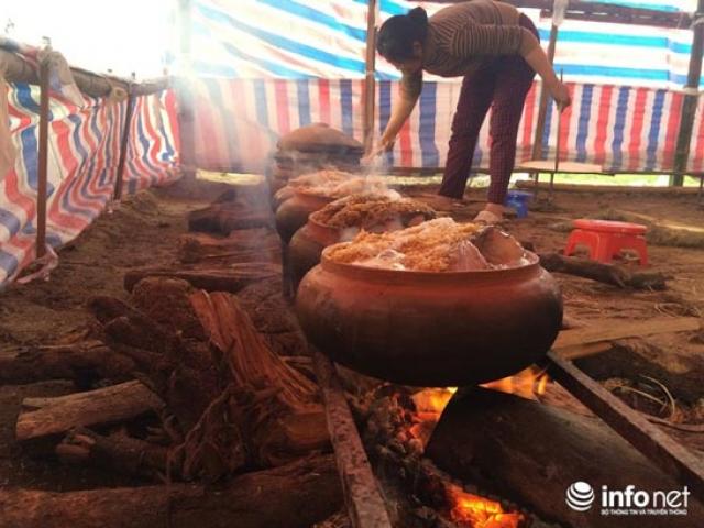 Thị trường - Tiêu dùng - Trào nước mắt, nứt toác da vì kho cá thuê, kiếm tiền triệu mỗi ngày