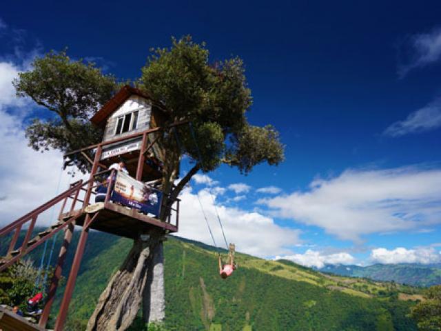 Du lịch - Thót tim với chiếc xích đu của… "Thần chết"