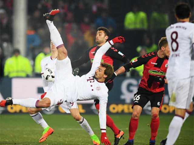 Bóng đá - Freiburg - Bayern Munich: "Cứu giá" phút bù giờ
