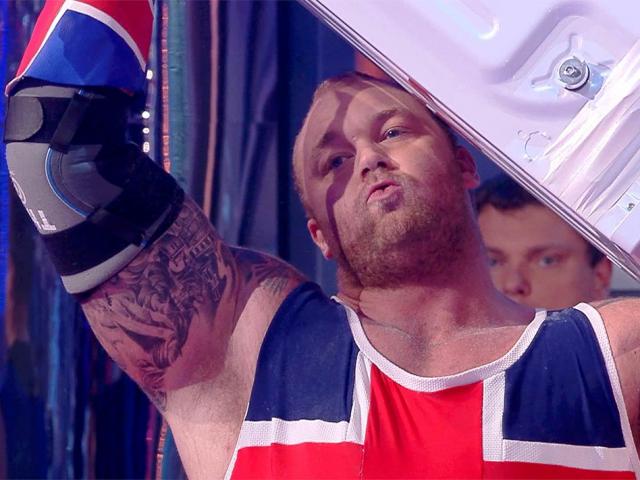 Thể thao - Siêu lực sĩ: "Thần Thor" bị "Gấu lớn" đánh bại