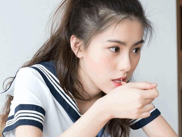 Bạn trẻ - Cuộc sống - Thêm một "thiên thần trà sữa" khiến triệu trái tim tan chảy