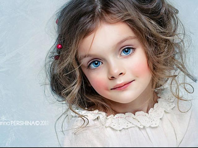 Làm đẹp - 4 kiểu tóc tuyệt xinh cho bé yêu chơi Tết