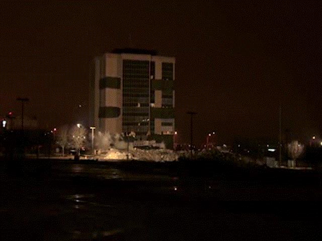 Thế giới - Video: Tòa nhà 10 tầng ở Mỹ hóa gạch vụn trong 5 giây