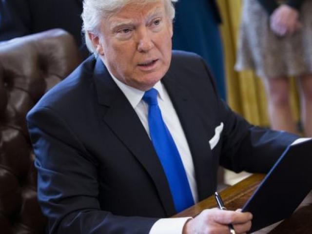 Thế giới - Người dân 7 quốc gia có thể bị Trump cấm đến Mỹ