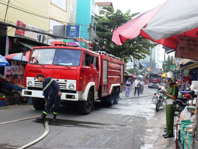 Tin tức trong ngày - Vụ cháy nhà chiều 29 tháng Chạp: 3 phòng trọ và 8 xe máy bị thiêu rụi