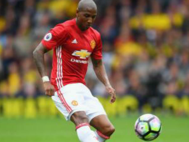 Bóng đá - Chuyển nhượng MU: Mourinho "bít cửa" ra đi của Young