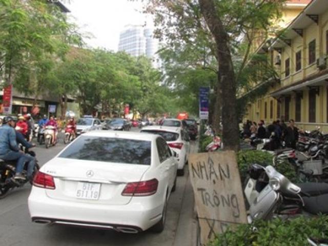 Thị trường - Tiêu dùng - Hà Nội: Nhiều điểm trông giữ xe thu phí sai quy định