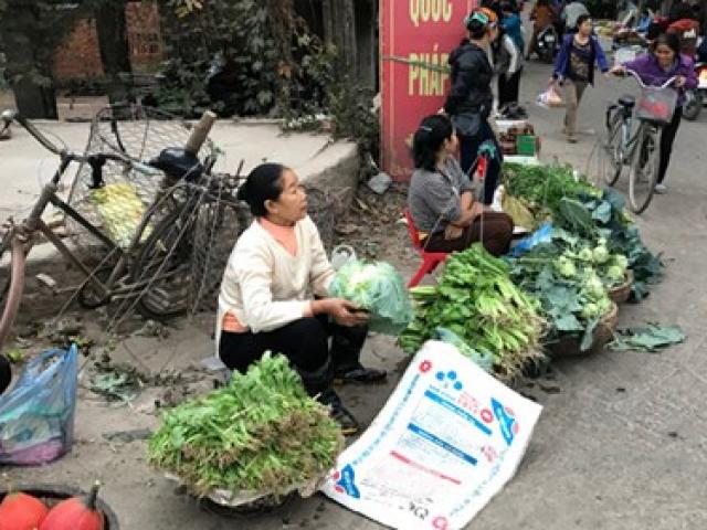 Thị trường - Tiêu dùng - Giá thực phẩm, rau củ quả bắt đầu 'hạ nhiệt'