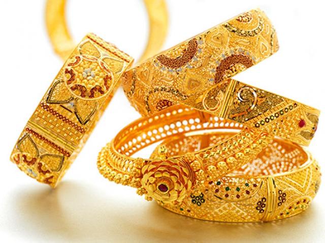 Tài chính - Bất động sản - Giá vàng hôm nay 5/2: Đột ngột giảm mạnh sát ngày Thần Tài