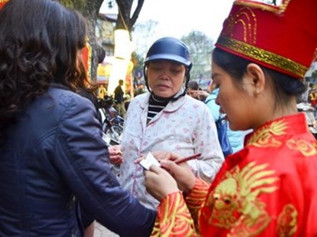 Tài chính - Bất động sản - Giá vàng lao dốc, mua xong bước ra khỏi cửa đã lỗ