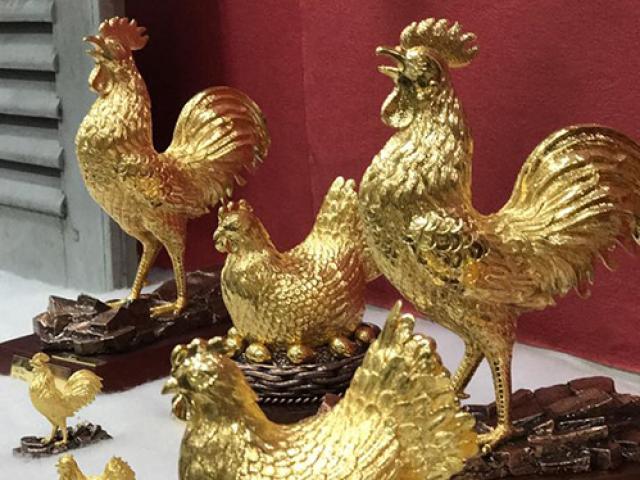 Tài chính - Bất động sản - Vàng miếng in hình gà đắt hàng ngày vía Thần Tài