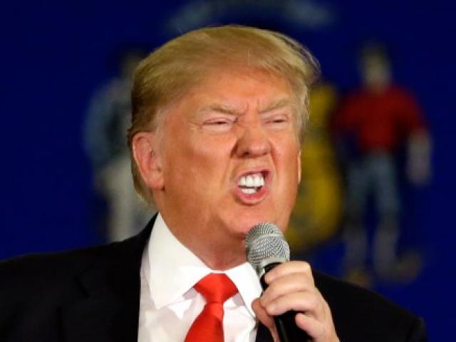 Thế giới - Trump bị báo chí “chơi xỏ” về lệnh cấm nhập cư?