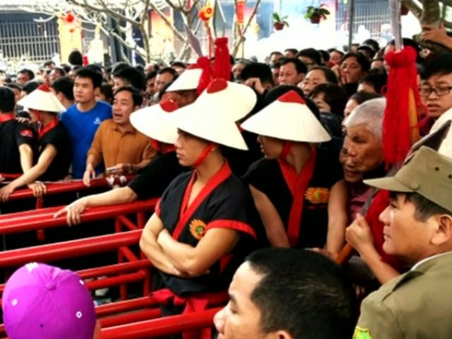 Tin tức trong ngày - Clip: Biến tướng và trục lợi trong lễ hội