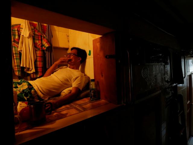 Thế giới - Hồng Kông: Hàng trăm nghìn dân sống trong “nhà quan tài”