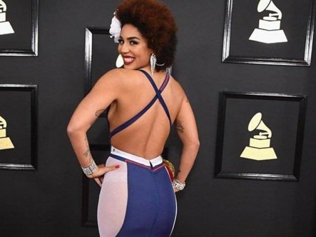 Xu hướng thời trang - Bất ngờ với bộ váy độc đáo nhất Grammy 2017