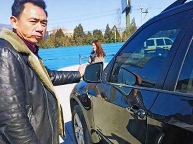 Giáo dục - du học - Nam sinh được thưởng 33 triệu đồng dù làm hỏng xe BMW