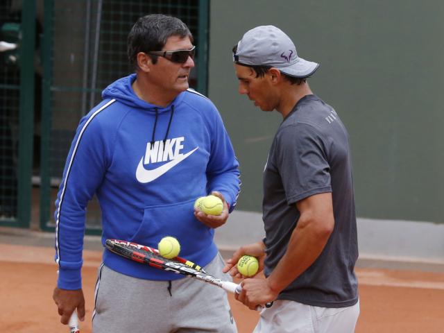 Thể thao - Nadal "dứt tình" với chú Toni: Nên mừng cho “Bò tót”