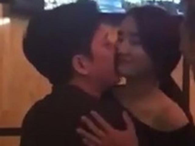 Phim - Ảnh "chụp trộm" tiết lộ đời thường táo bạo của Trường Giang, Nhã Phương