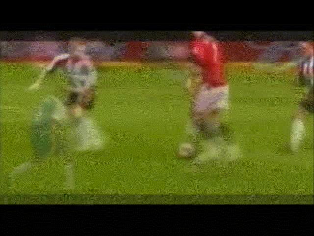 Bóng đá - Tuyệt kỹ siêu sao: Đảo chân huyền thoại, Ro "béo" có hơn Ro "điệu" (P1)