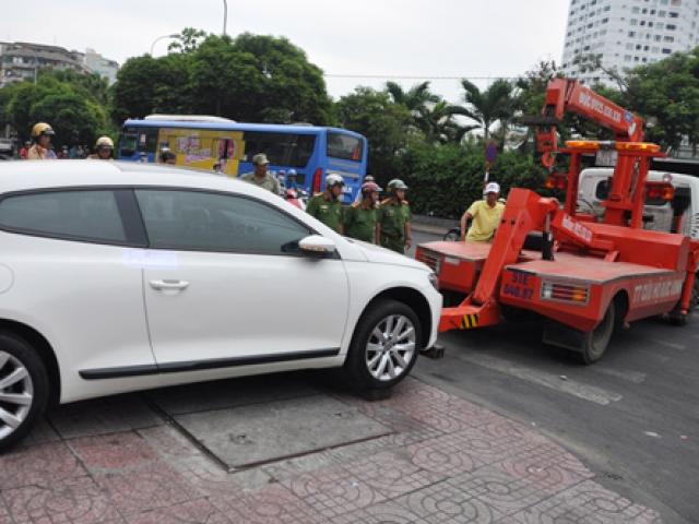 Tin tức trong ngày - "Không giành lại được vỉa hè, tôi sẽ cởi áo từ quan"