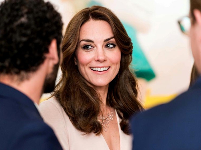 Bí quyết mặc đẹp - Thương hiệu này sạt nghiệp vì công nương Kate