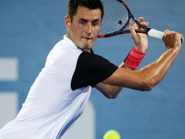 Thể thao - Tennis: "Ngựa chứng" đánh như bán độ, bị phạt cực nặng