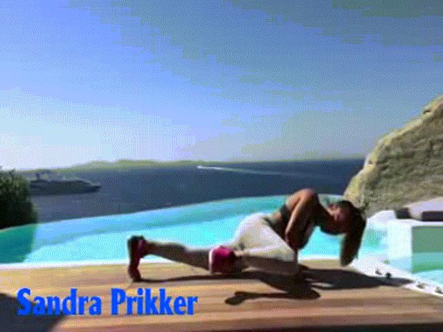 Bí quyết làm đẹp - Choáng trước cơ bắp "gọng kìm", nổi 6 múi của hot girl