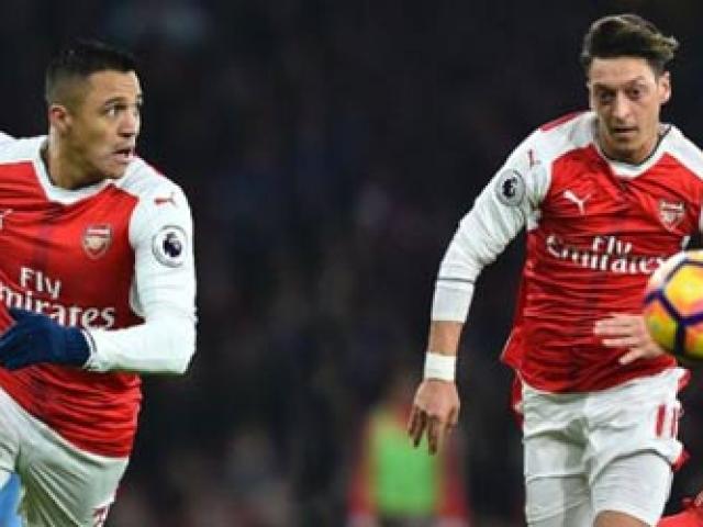 Bóng đá - Ozil và Sanchez "câu giờ", Arsenal ra tối hậu thư