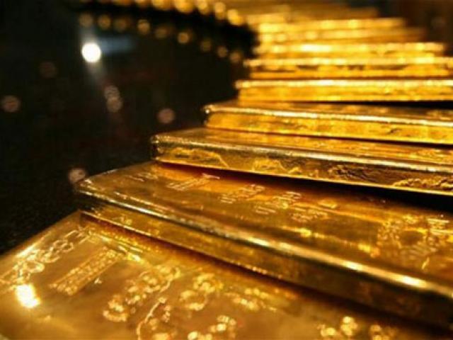 Tài chính - Bất động sản - Giá vàng hôm nay 25/2: Thế giới tăng phi mã, trong nước lình xình