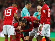 Bóng đá - MU: Ibra 7 tháng có cúp &quot;đá đểu&quot; Arsenal 10 năm tay trắng